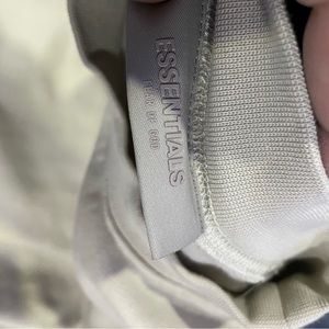Oversized M Essentials Fear Of God Crewneck